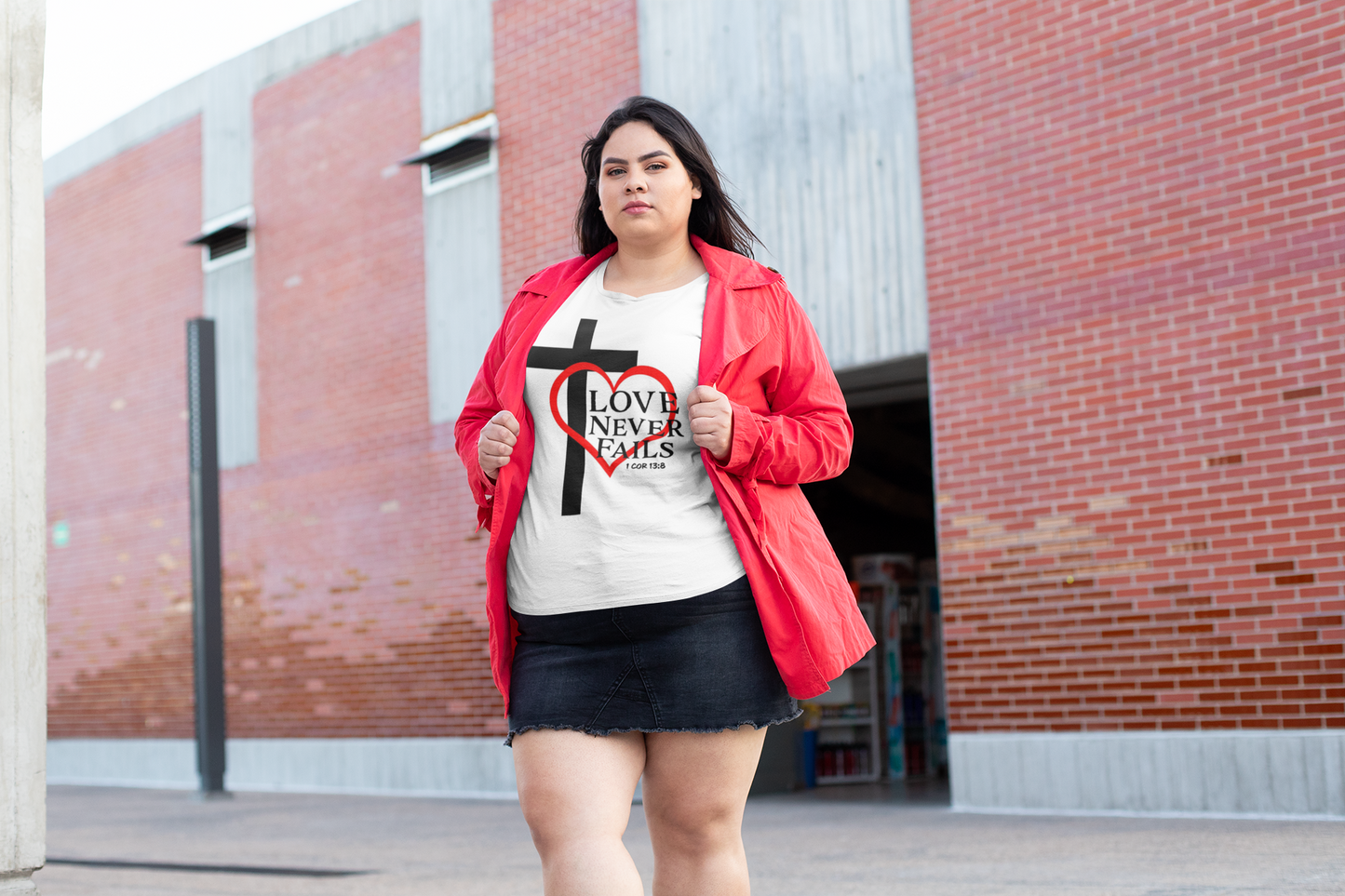 Love Never Fails T Shirt